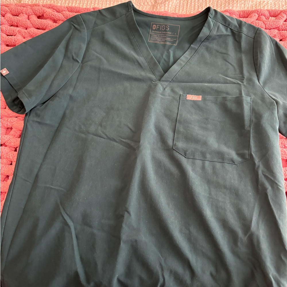 FIGS Catarina Scrub Top